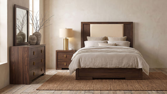 Etienne 4-piece Queen Bedroom Set Walnut