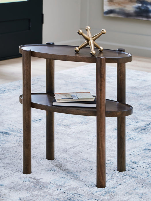 Wiattbury Accent Table - Thumbnail 4