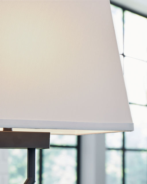 Brookthrone - Black - Metal Table Lamp (Set of 2) Sacramento Furniture Store Furniture store in Sacramento