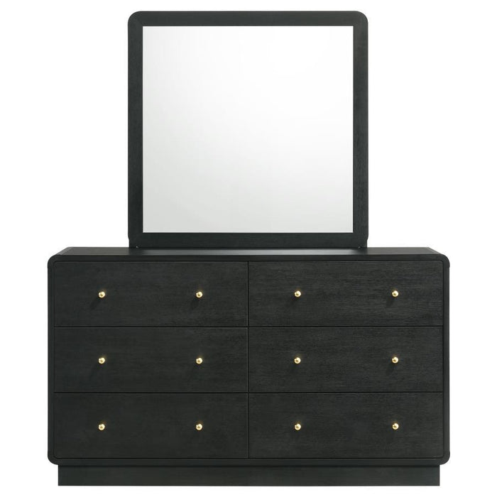 Cavelle - 6-Drawer Dresser
