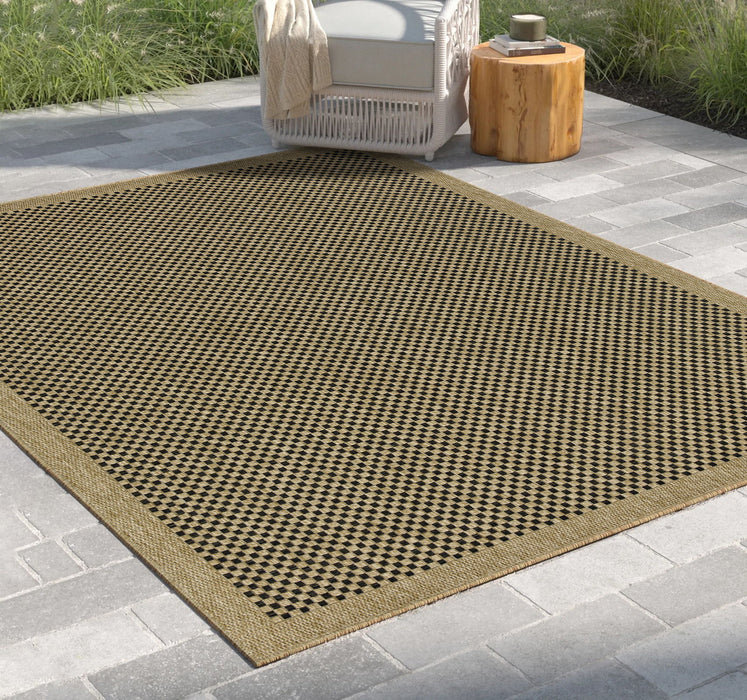 Earth - 5'3" X 7'3" Indoor, Outdoor Area Rug, Polypropylene - Jute / Black