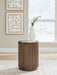 Hadonna - Round Table