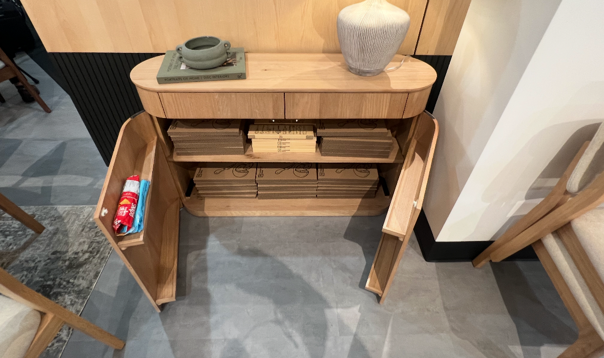 Accent table transformer table eclipse 