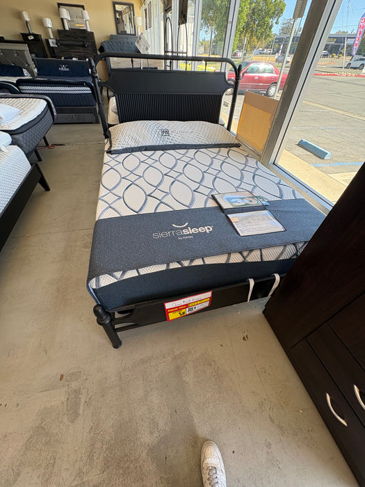 mattress outlet near Carmichael ca