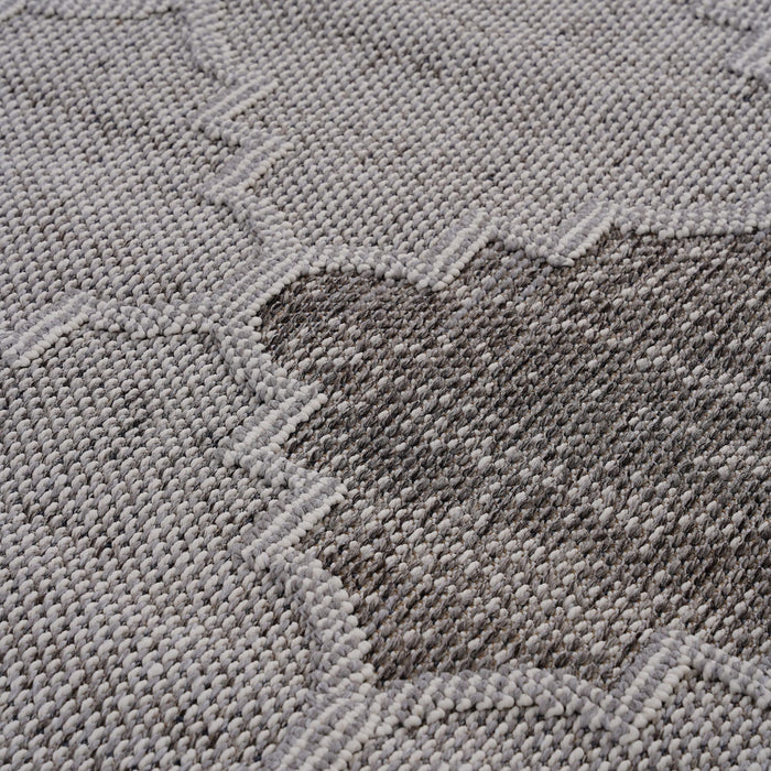 Guros - Indoor / Outdoor Trellis Area Rug