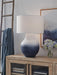 Dashland - Metal Table Lamp - White / Navy