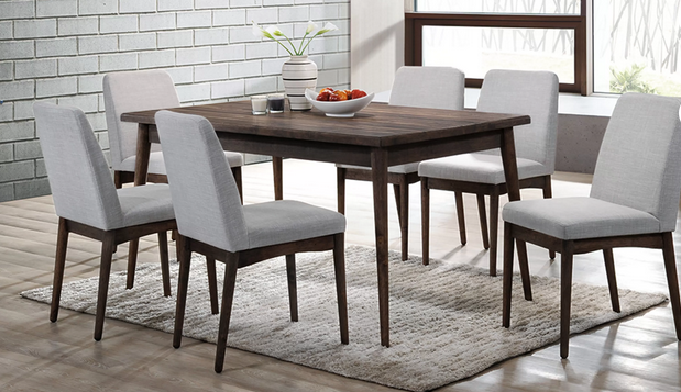 dining sets in Sacramento, CA 95841
