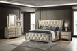Lorient 4-piece Eastern King Bedroom Set Ivory and Camel