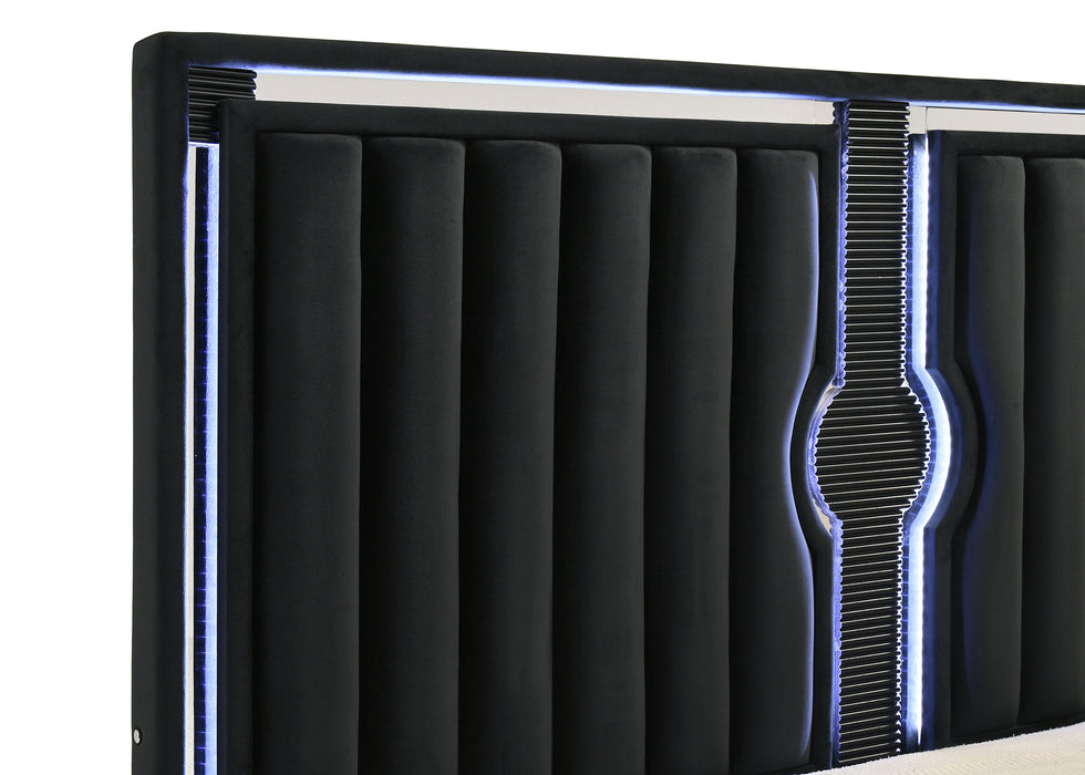 Ravenne 4-piece Velvet Upholstered Eastern King LED Bedroom Set Black