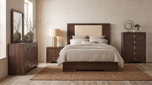 Etienne 5-piece Queen Bedroom Set Walnut